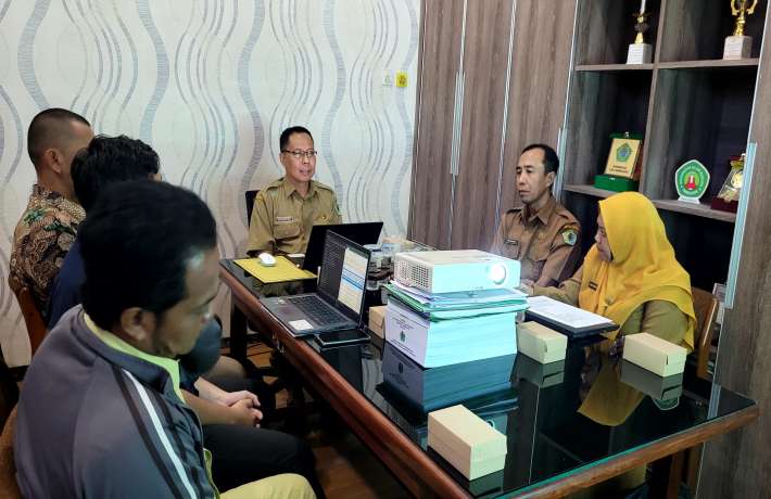 RAPAT PEMBAHASAN REVIU PENYUSUNAN SHS DAN ANALISA STANDART BIAYA TAHUN ANGGARAN 2025