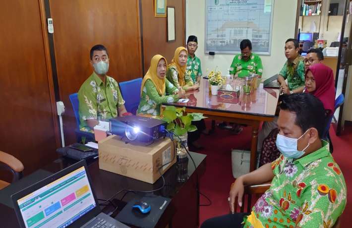 SHARING BERBAGI PENGALAMAN DALAM KEGIATAN FGD FOCUS GROUP DISCUSSION DI KABUPATEN PASURUAN